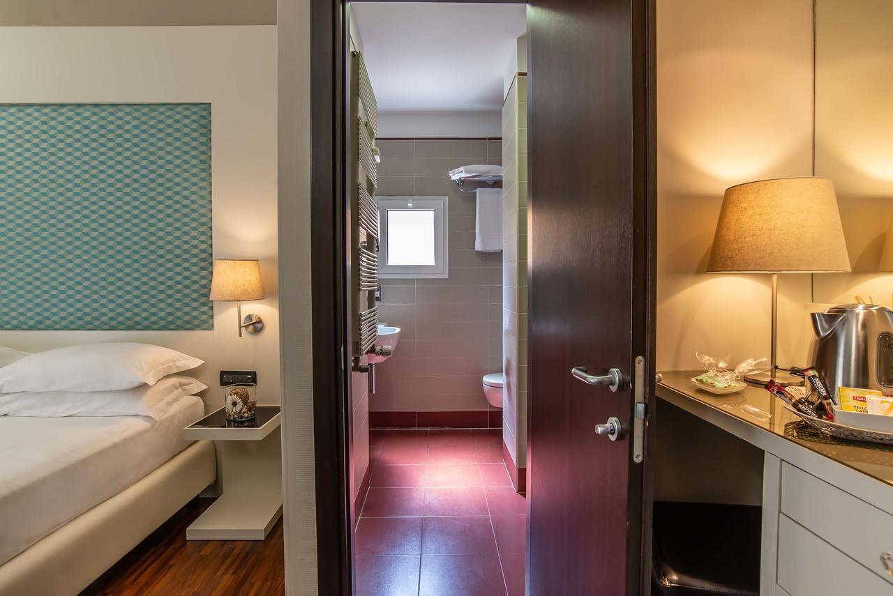 Merulana Inn Guest House Roma Ngoại thất bức ảnh